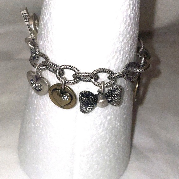 Aeropostale 1987 Woman's Antique Silver Tone Charm Bracelet Stamped - Picture 2 of 5